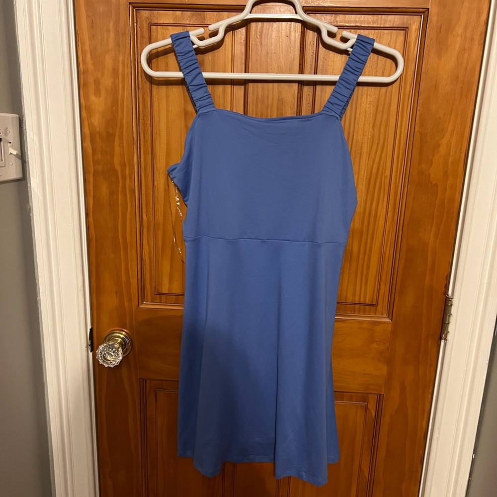 NWT! Bungee strap skater dress